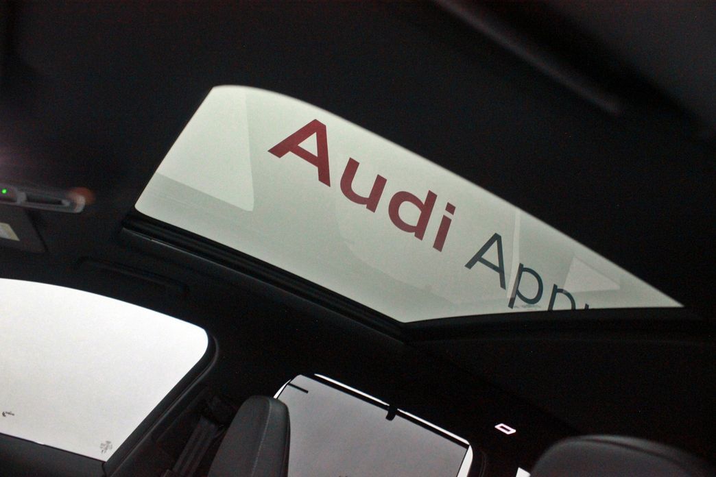 Audi Q6 e-tron 2025