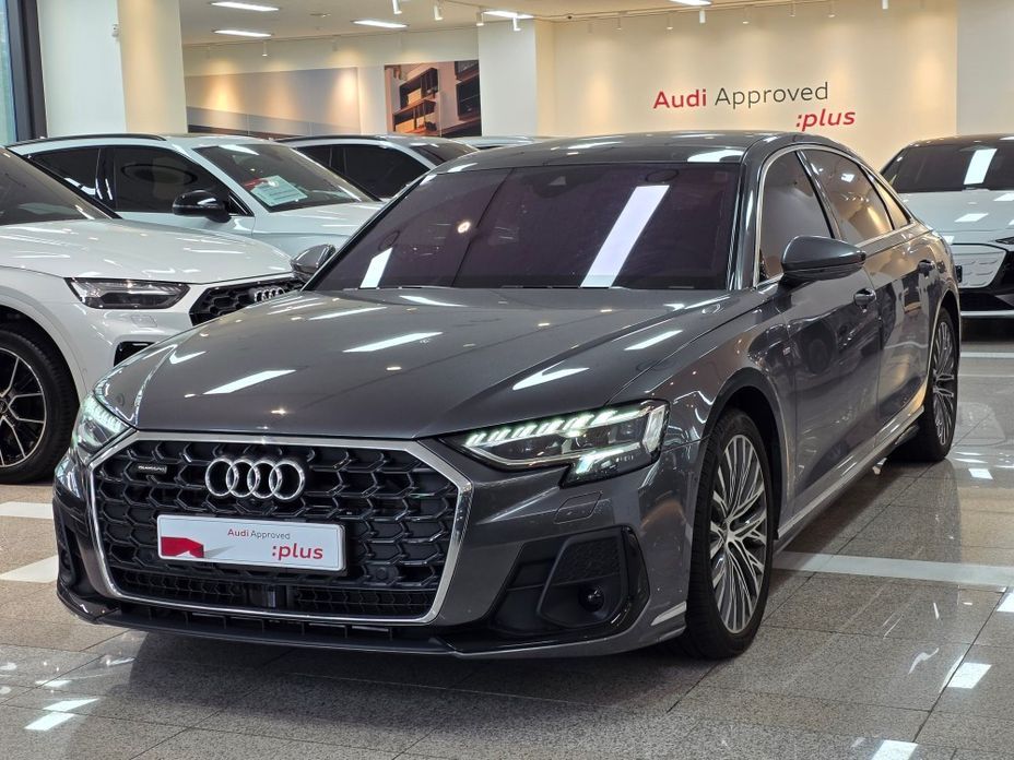 Audi A8 2023