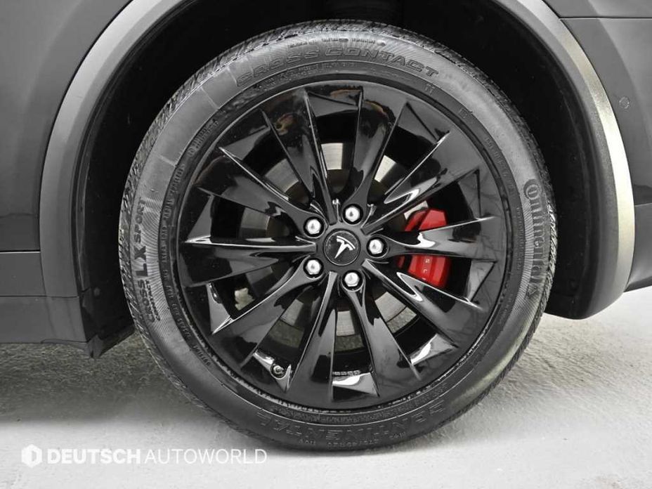 Tesla Model X 2020