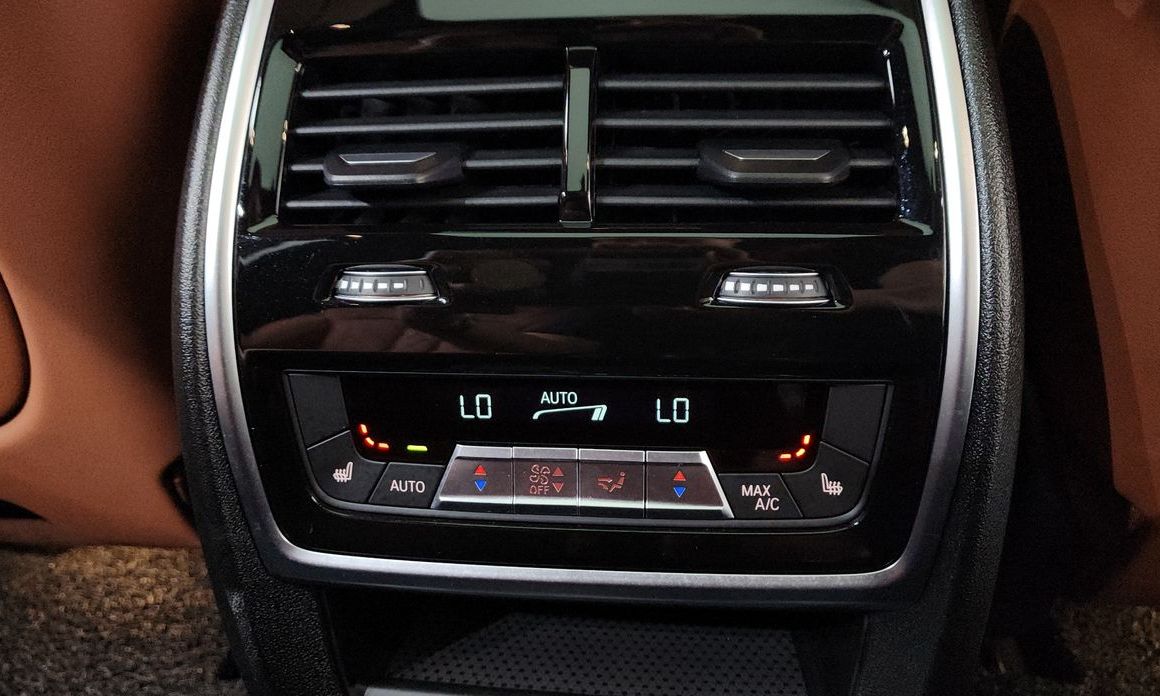 BMW X7 2025
