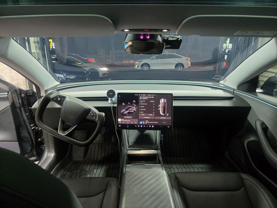 Tesla Model 3 2025