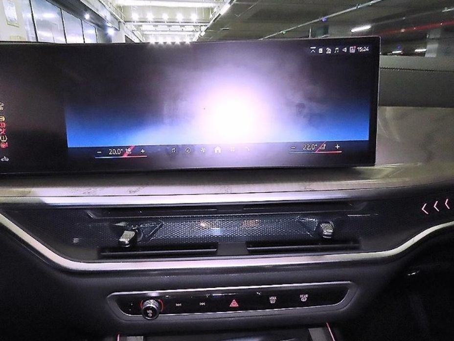 BMW X7 2024