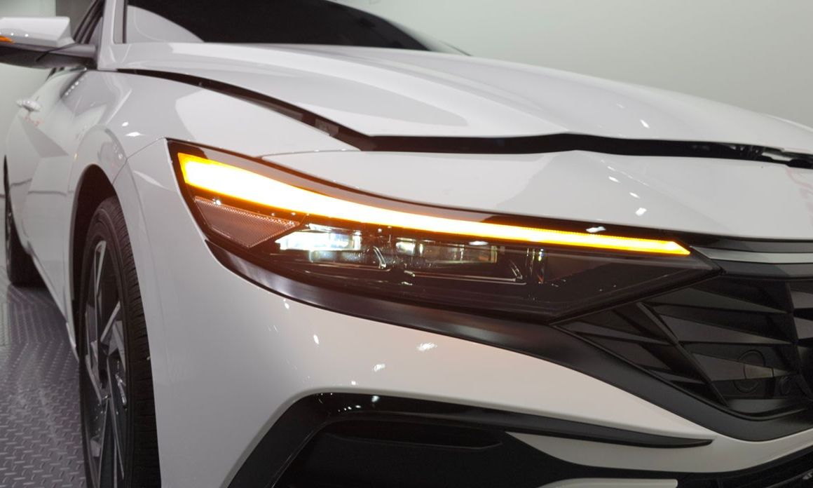 Hyundai AVANTE 2025