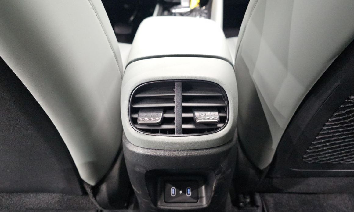 Hyundai AVANTE 2025
