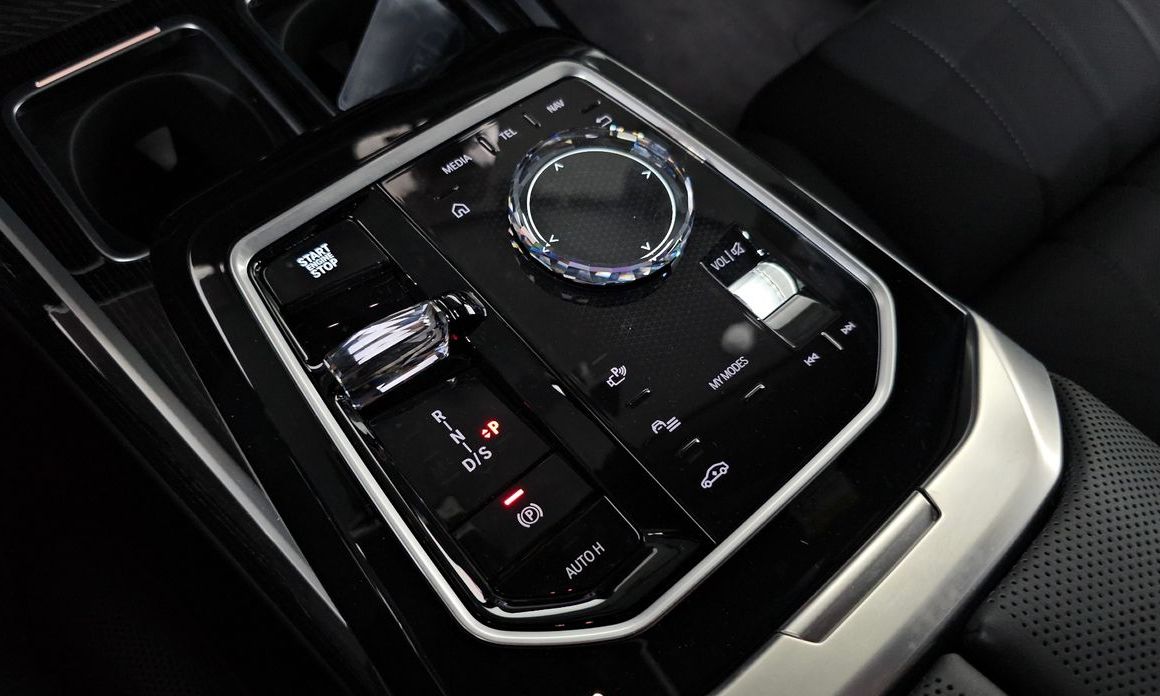 BMW 7-Series 2025