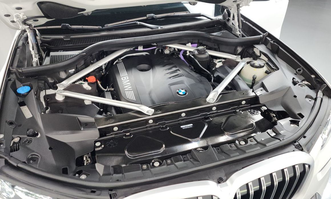 BMW X7 2025