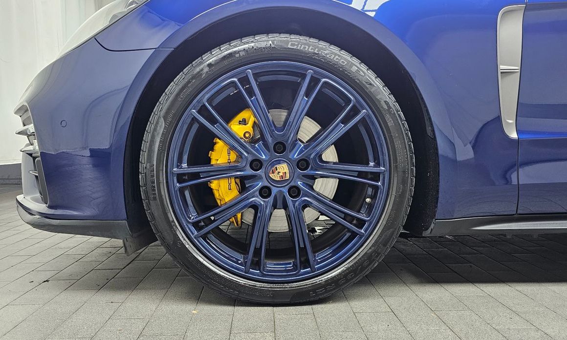 Porsche Panamera 2022