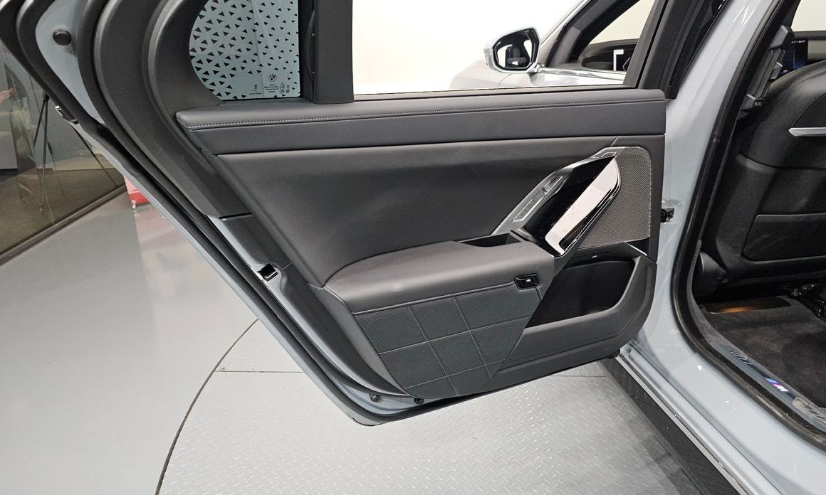 BMW 7-Series 2025