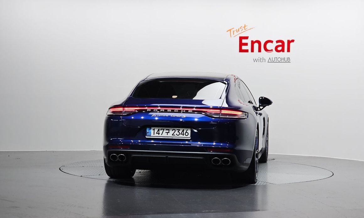 Porsche Panamera 2022