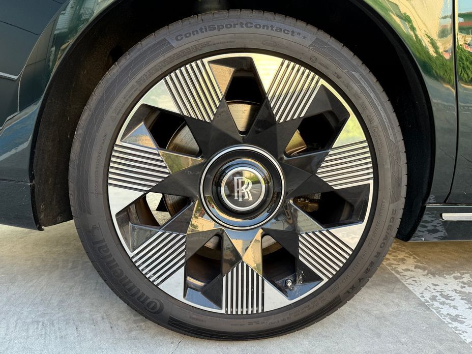 Rolls-Royce Phantom 2023