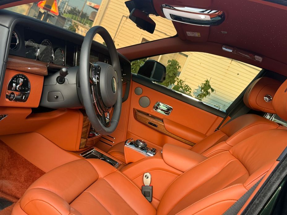 Rolls-Royce Phantom 2023