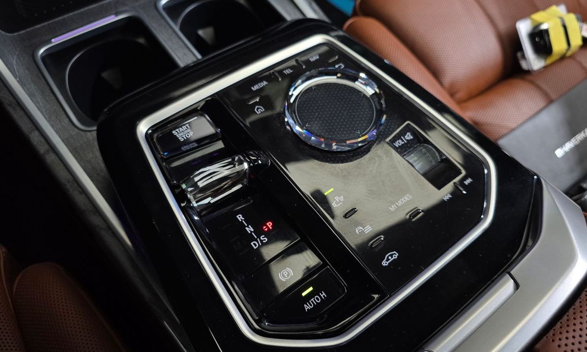 BMW 7-Series 2024
