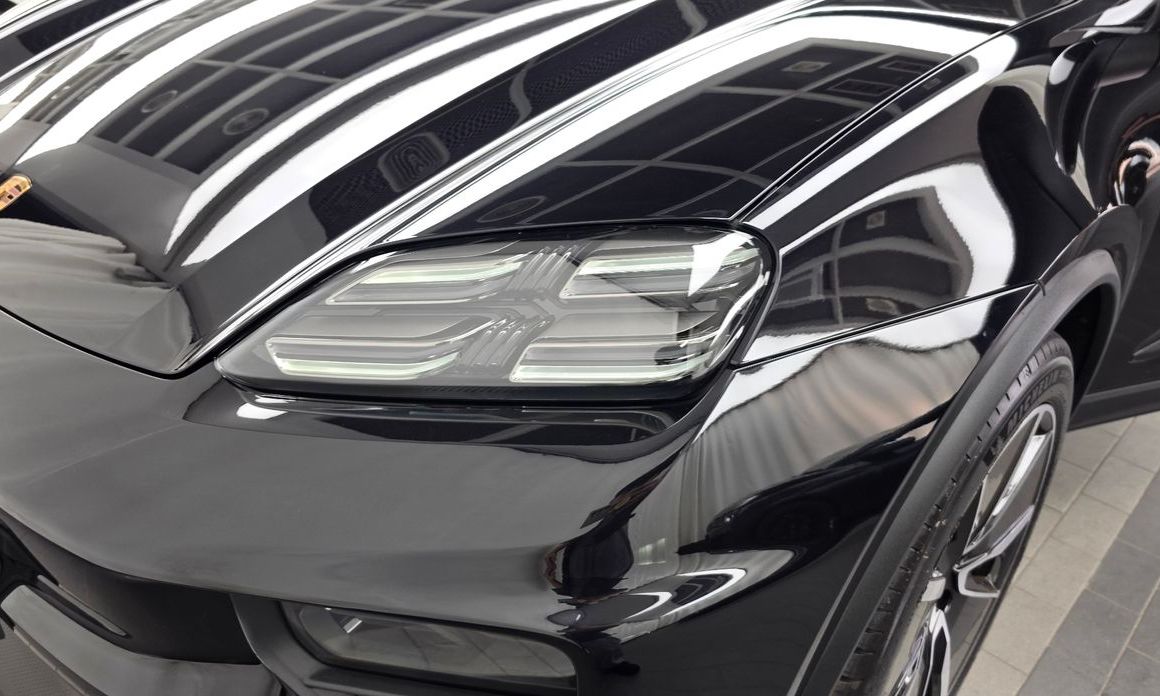 Porsche Macan 2025