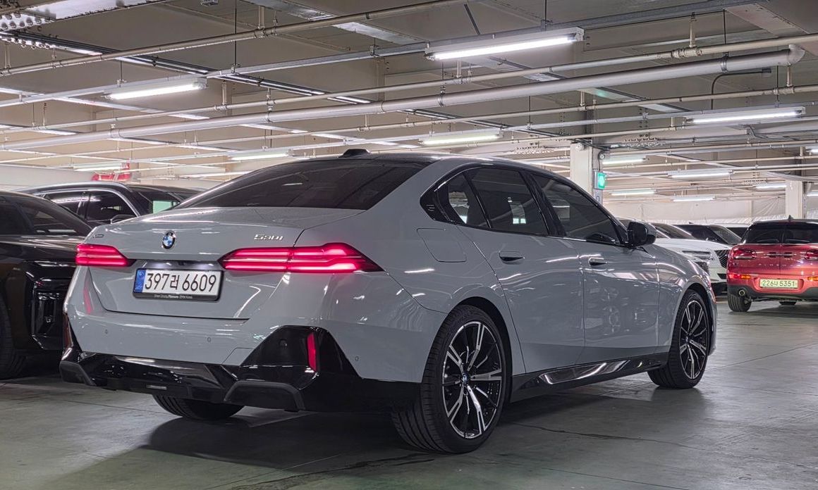 BMW 5-Series 2026