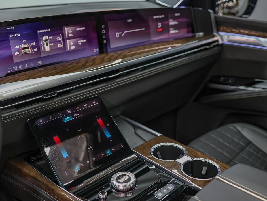 Cadillac Escalade 2025
