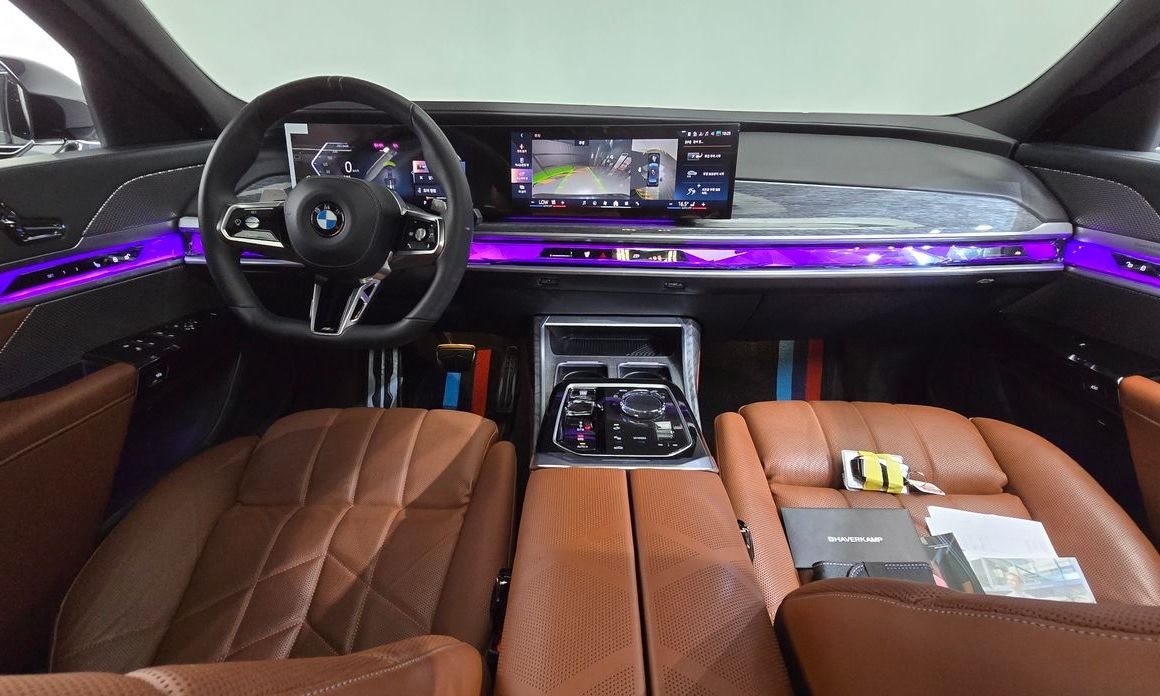 BMW 7-Series 2024