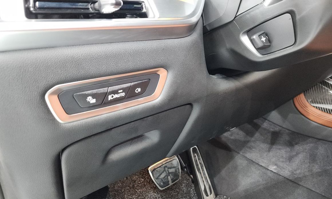 BMW X7 2025