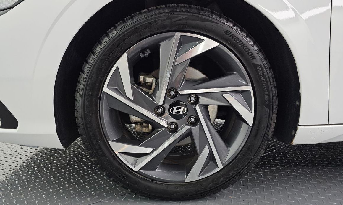 Hyundai AVANTE 2024