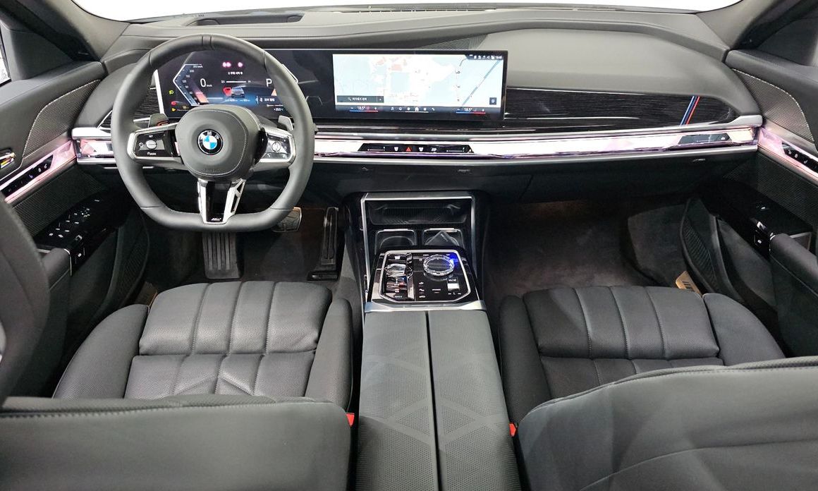 BMW 7-Series 2025