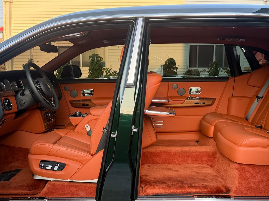 Rolls-Royce Phantom 2023