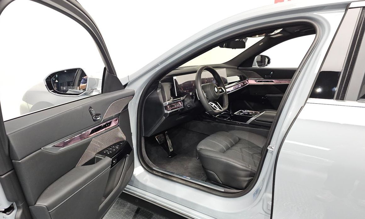 BMW 7-Series 2025