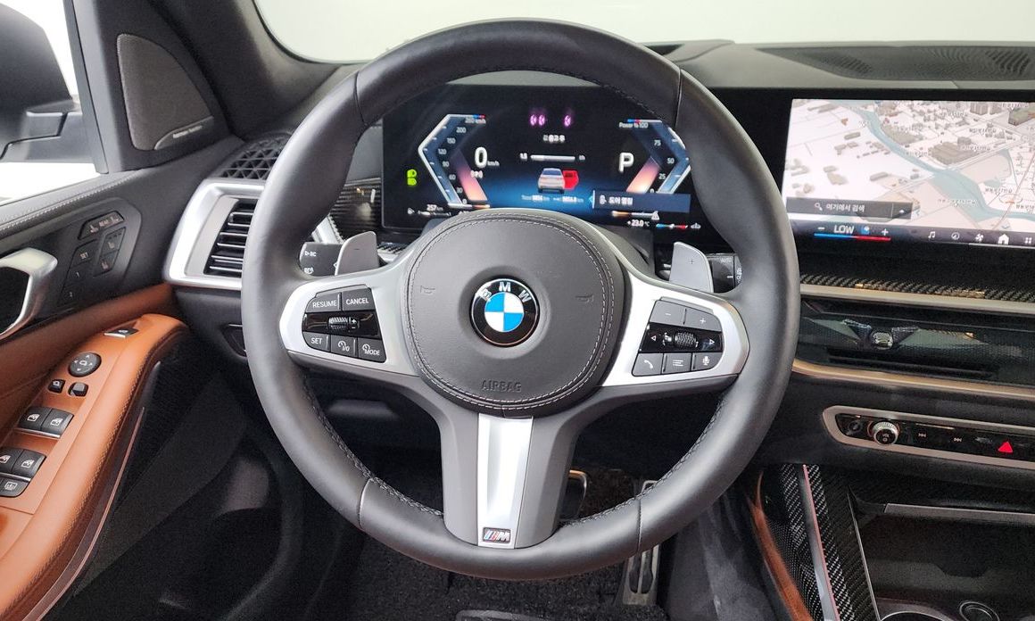 BMW X7 2025