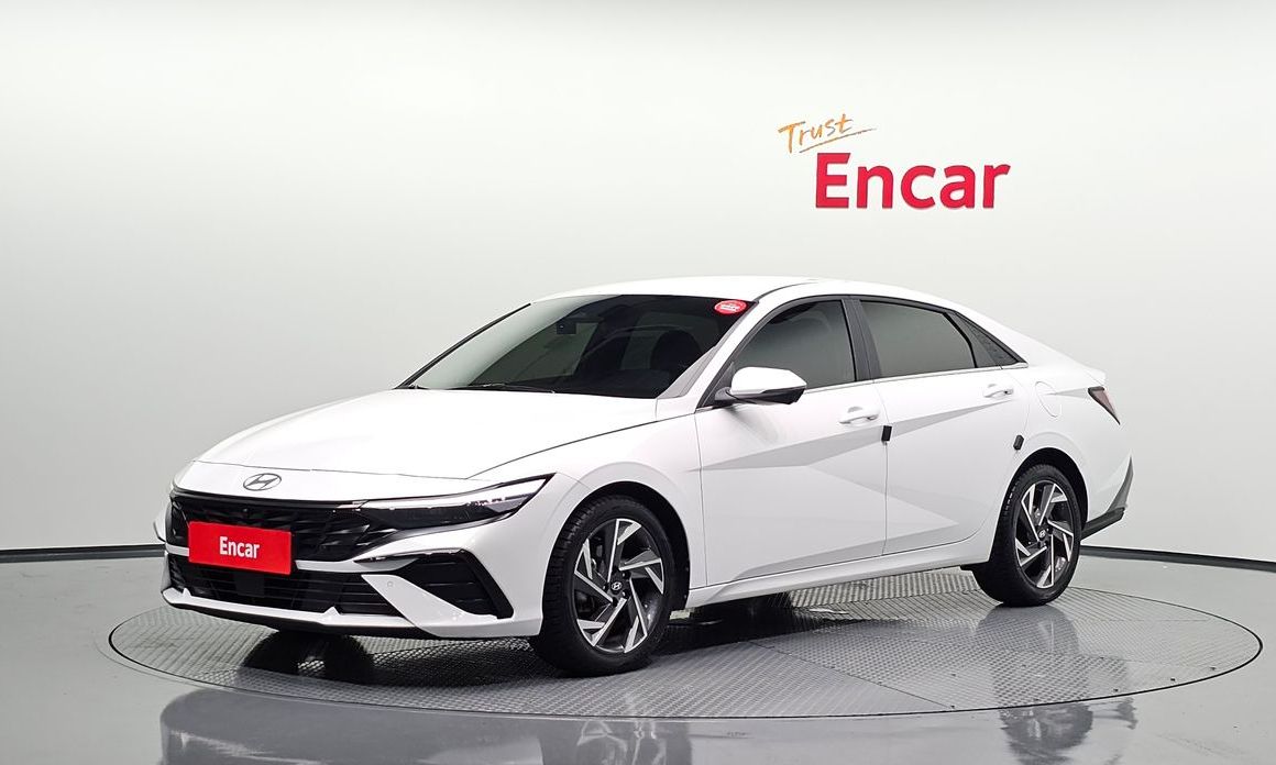 Hyundai AVANTE 2024