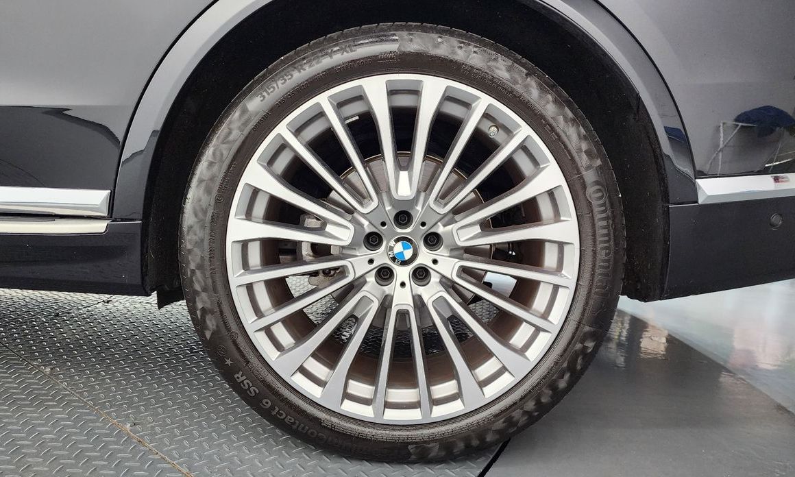 BMW X7 2024