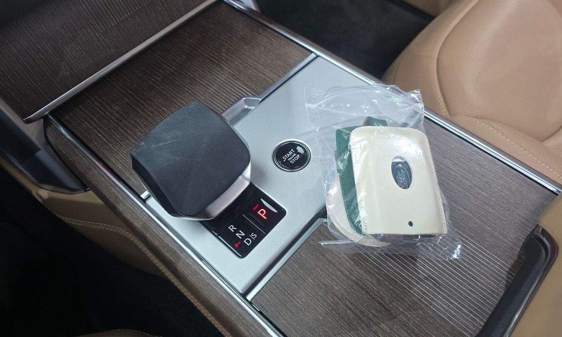 Land Rover Range Rover 2024