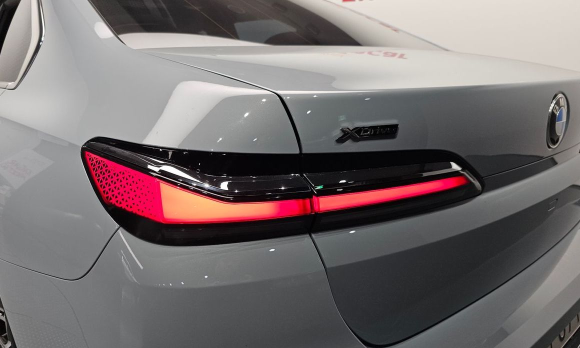 BMW 7-Series 2025
