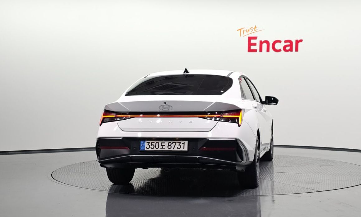 Hyundai AVANTE 2025