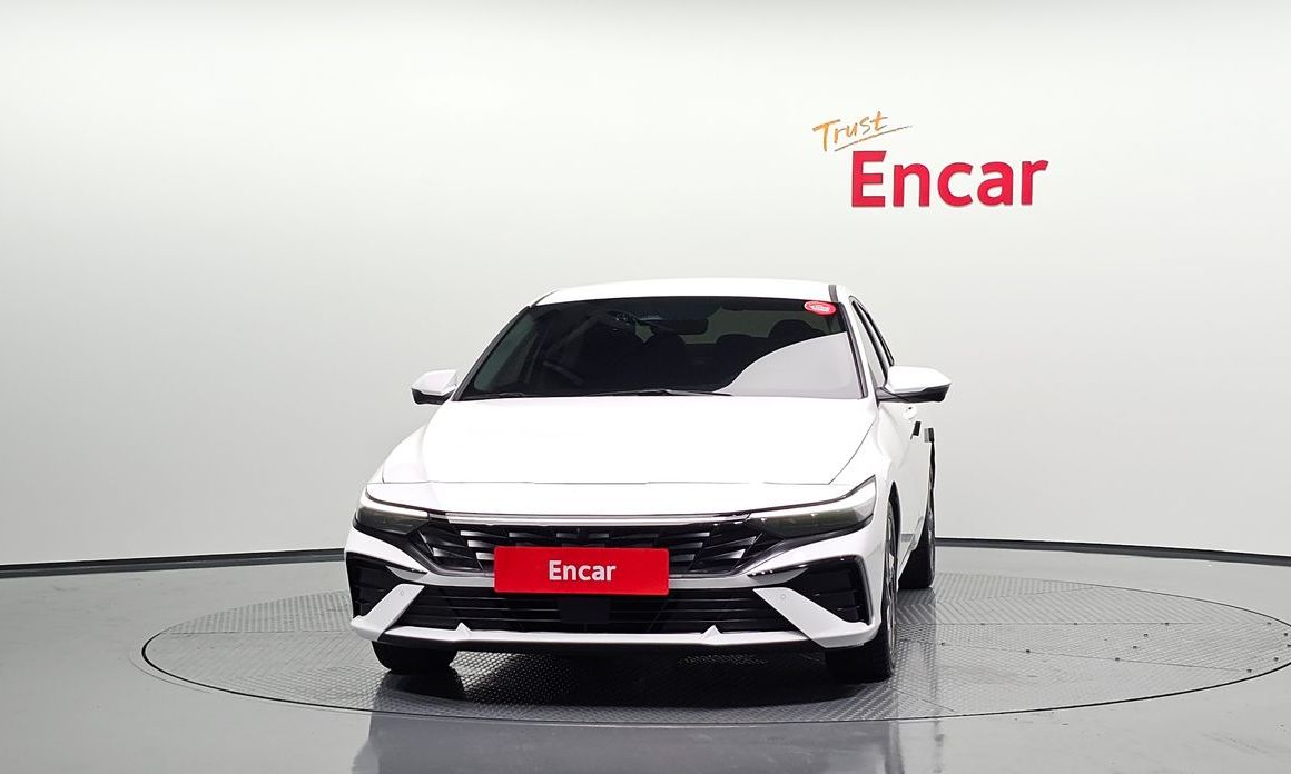 Hyundai AVANTE 2024