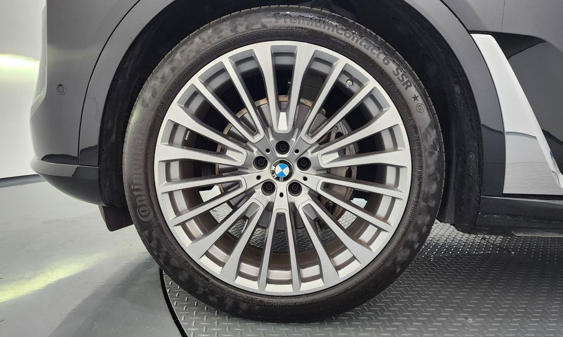 BMW X7 2024