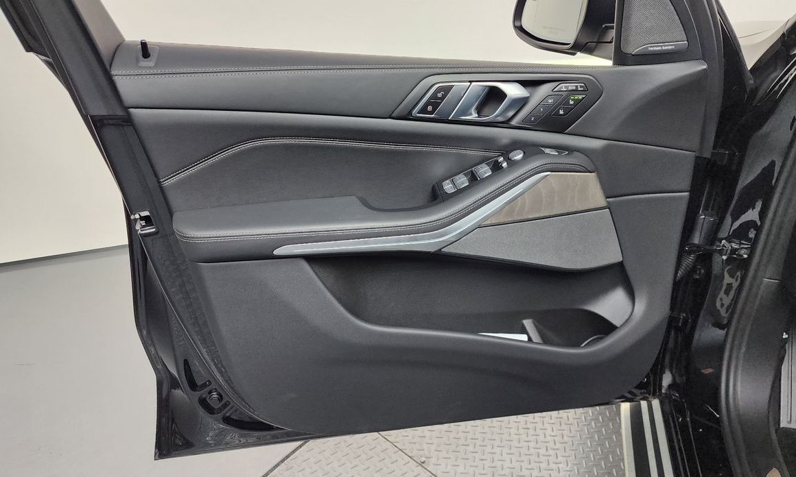 BMW X7 2024