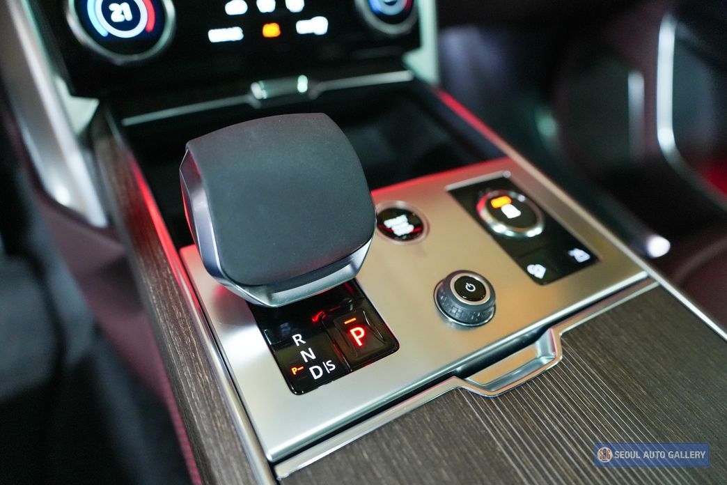 Land Rover Range Rover 2023