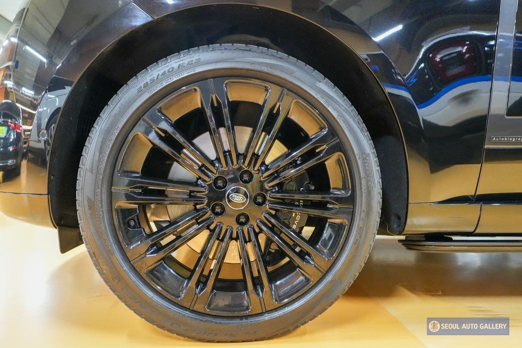 Land Rover Range Rover 2023
