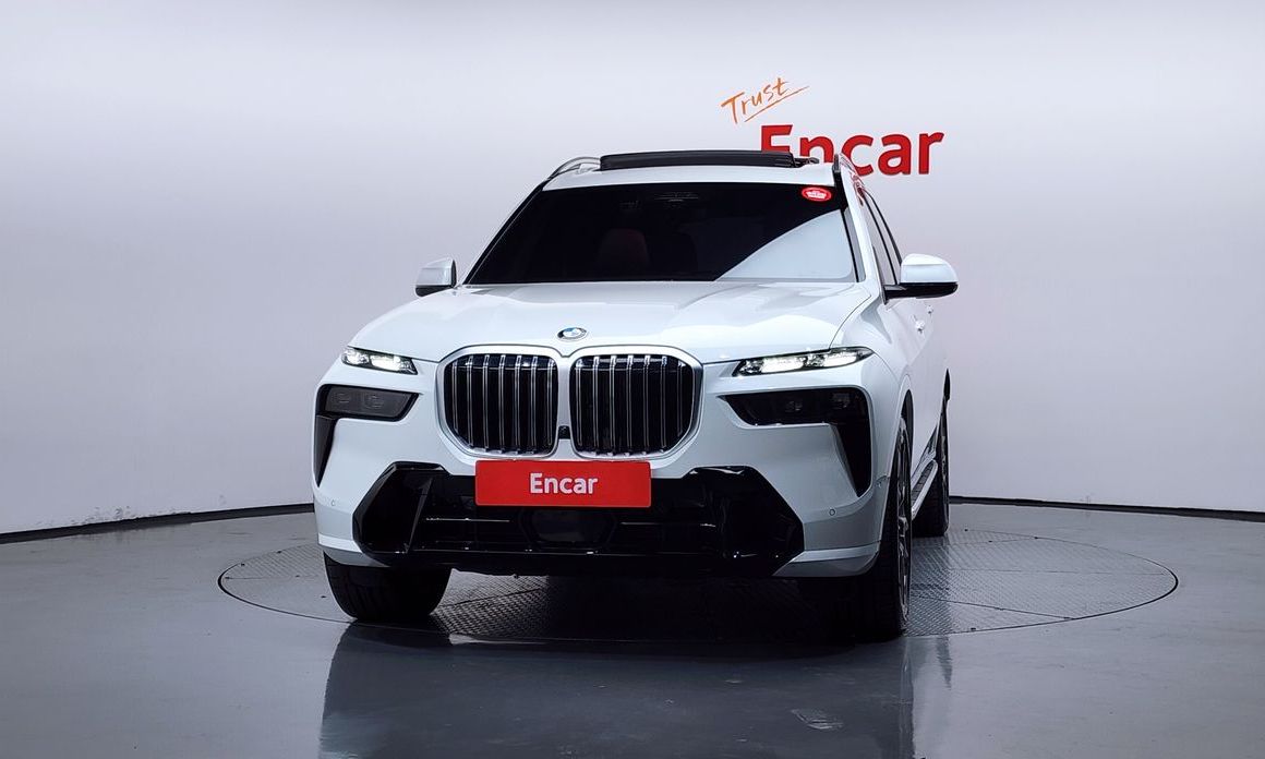 BMW X7 2025