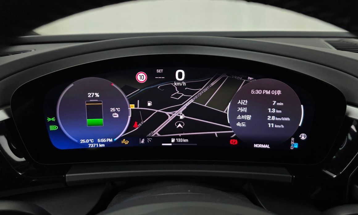 Porsche Macan 2025
