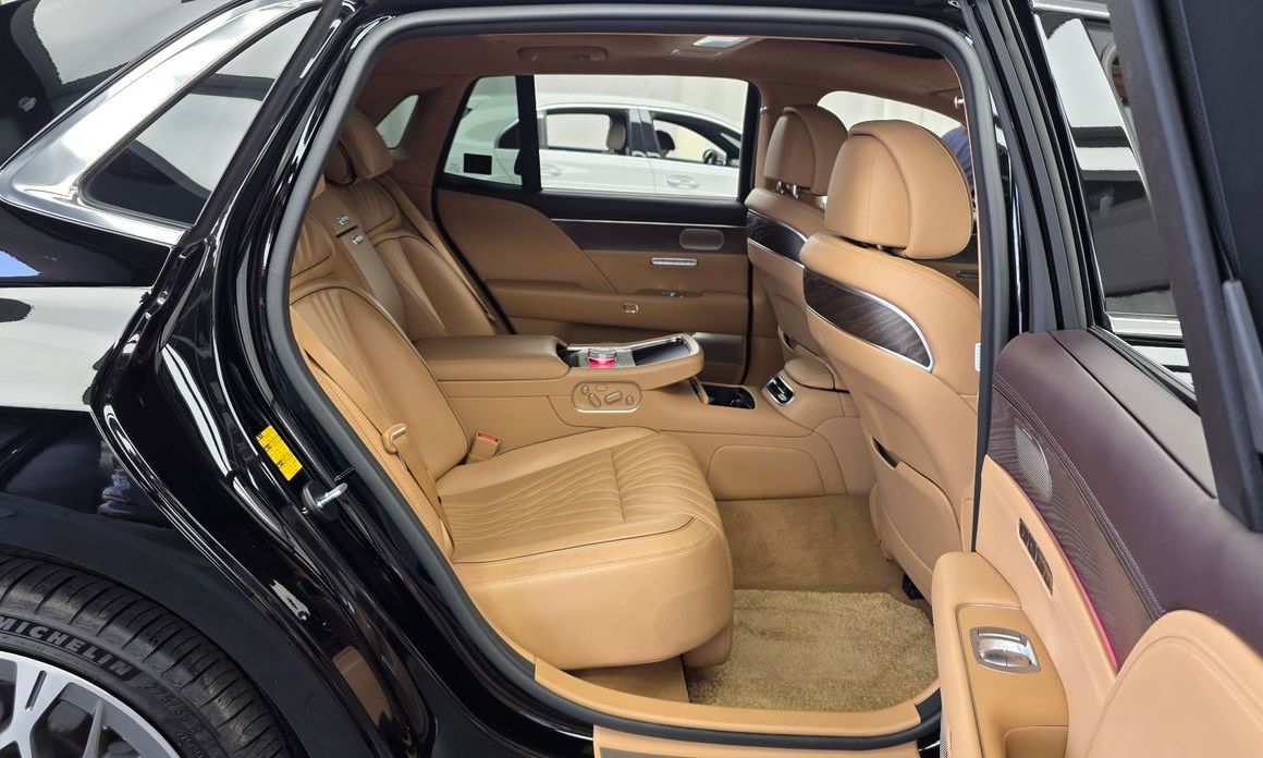 Genesis G90 2023