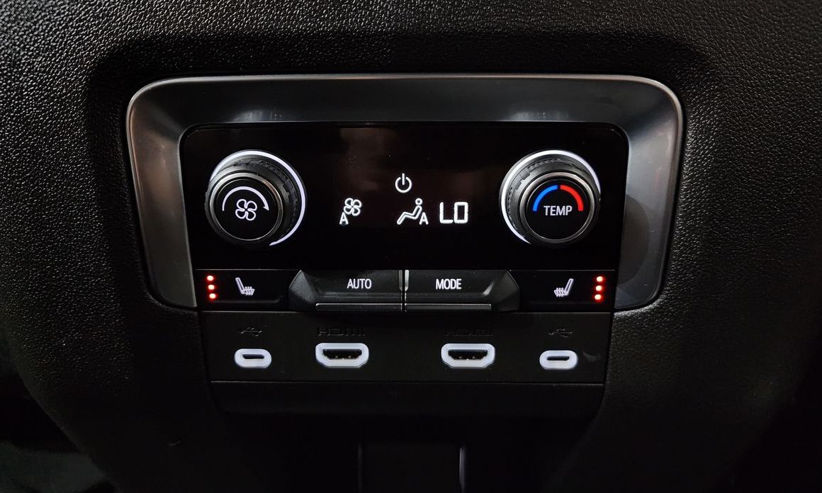 Chevrolet Surburban 2021