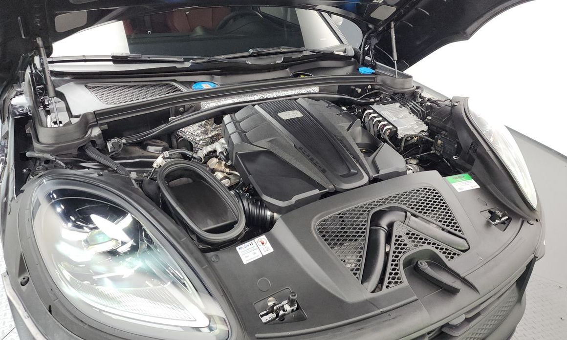 Porsche Macan 2024