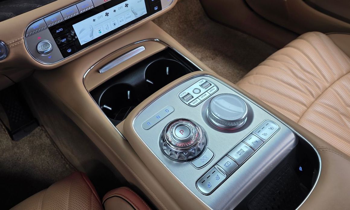 Genesis G90 2023