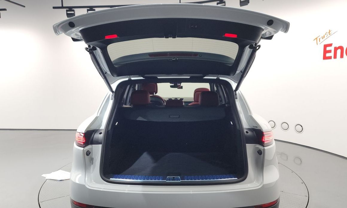 Porsche Cayenne 2020