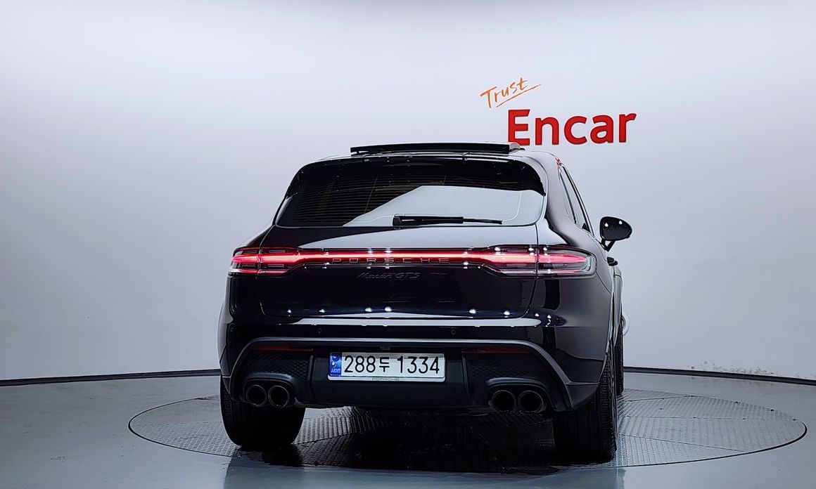 Porsche Macan 2024