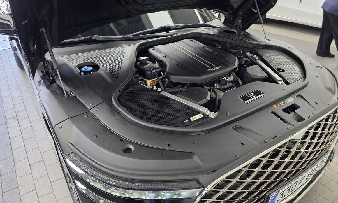 Genesis G90 2023