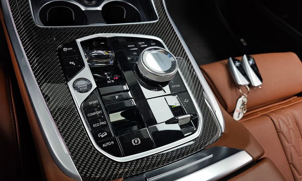 BMW X7 2025