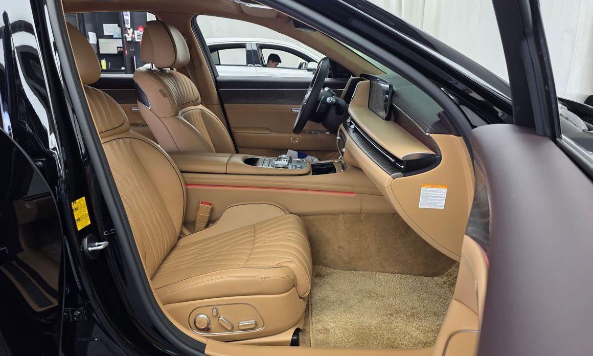 Genesis G90 2023