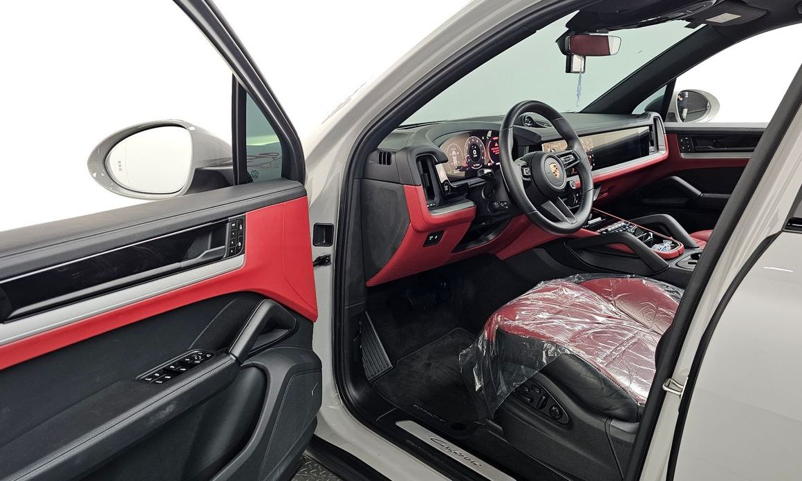 Porsche Cayenne 2024