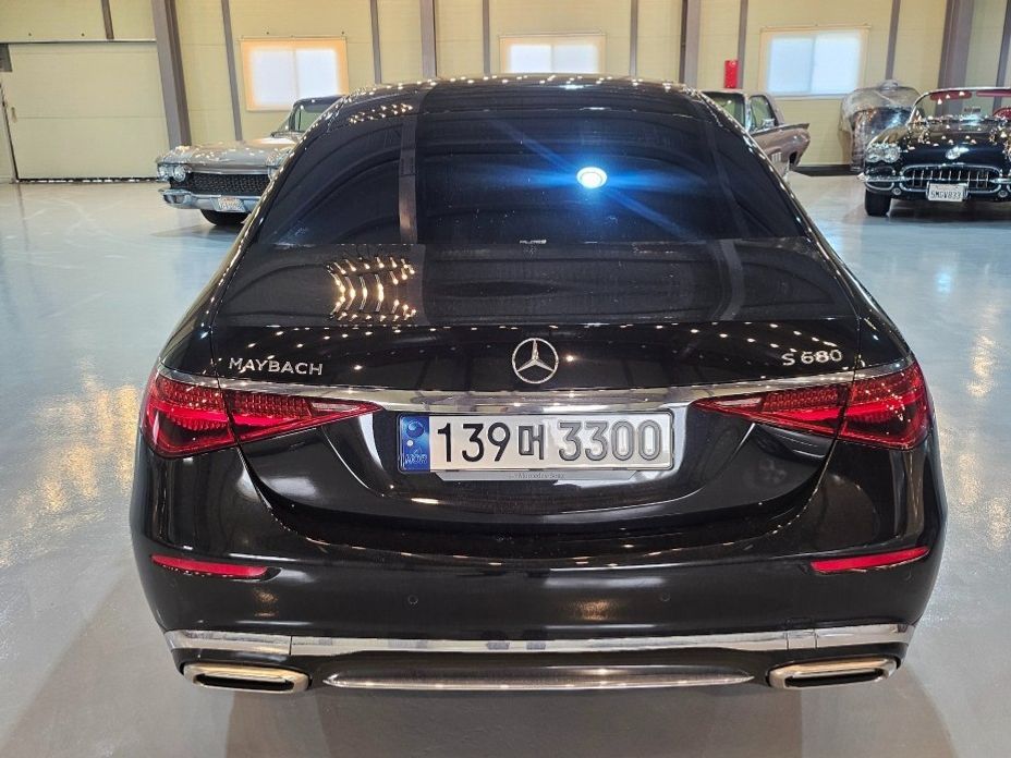 Mercedes-Benz S-Class 2024