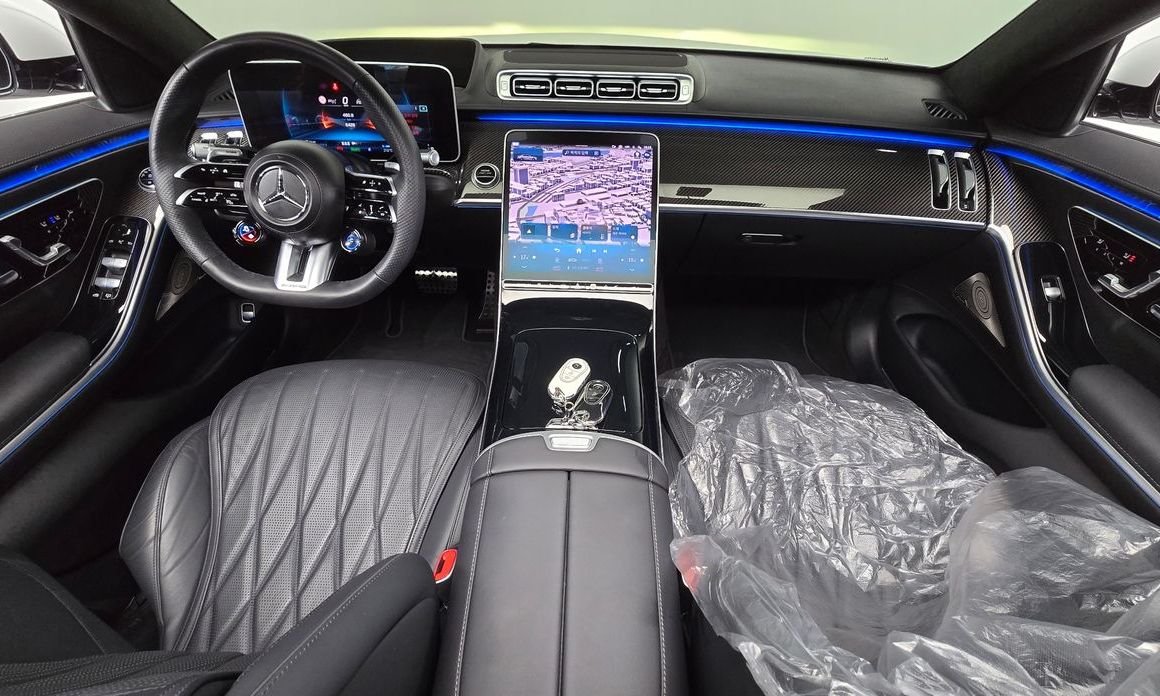 Mercedes-Benz S-Class 2024
